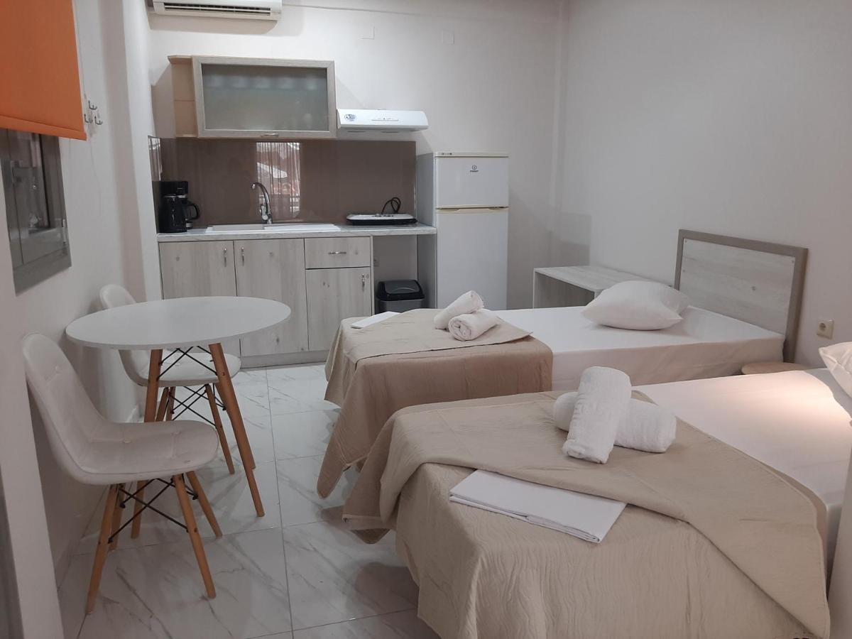 Sirena Apartments Agia Pelagia  Exterior photo