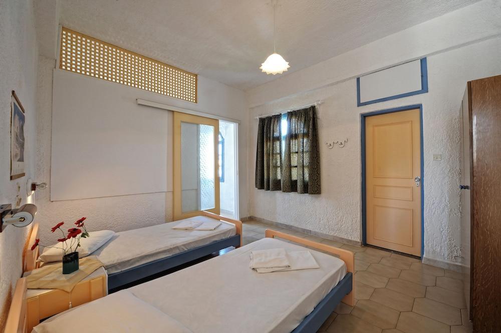 Sirena Apartments Agia Pelagia  Exterior photo