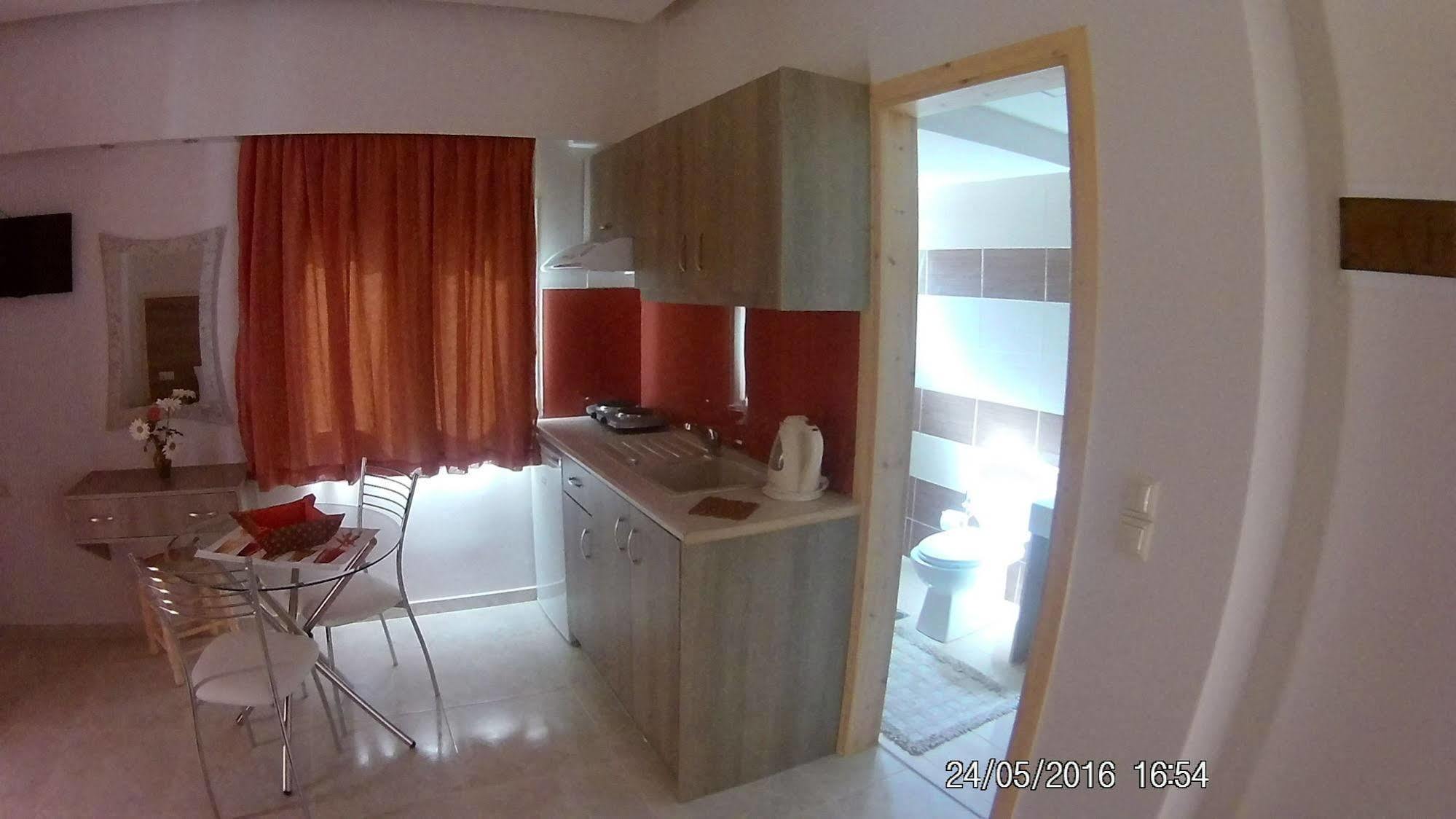 Sirena Apartments Agia Pelagia  Exterior photo